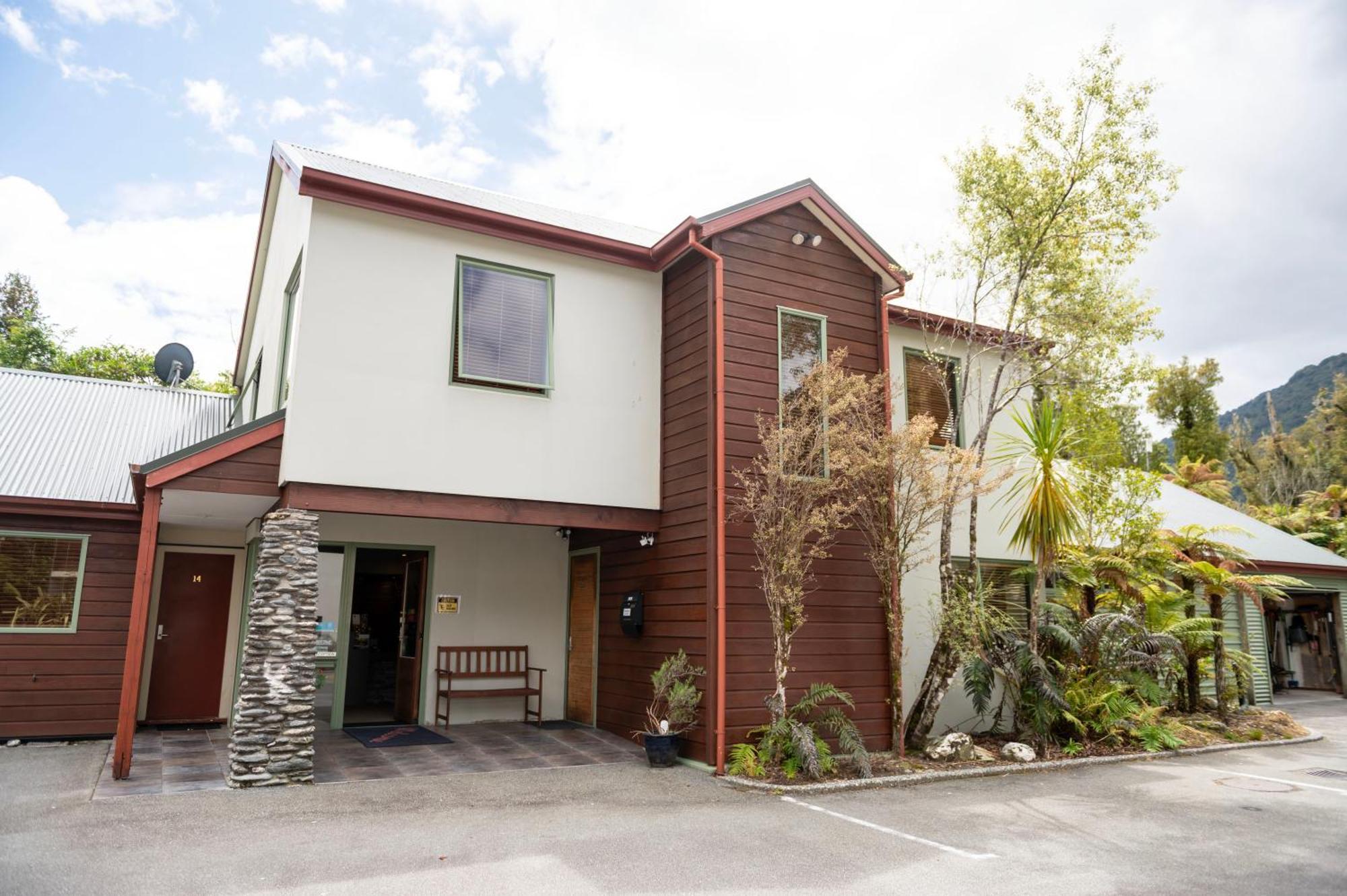Motel Punga Grove Franz-Josef-Gletscher Exterior foto